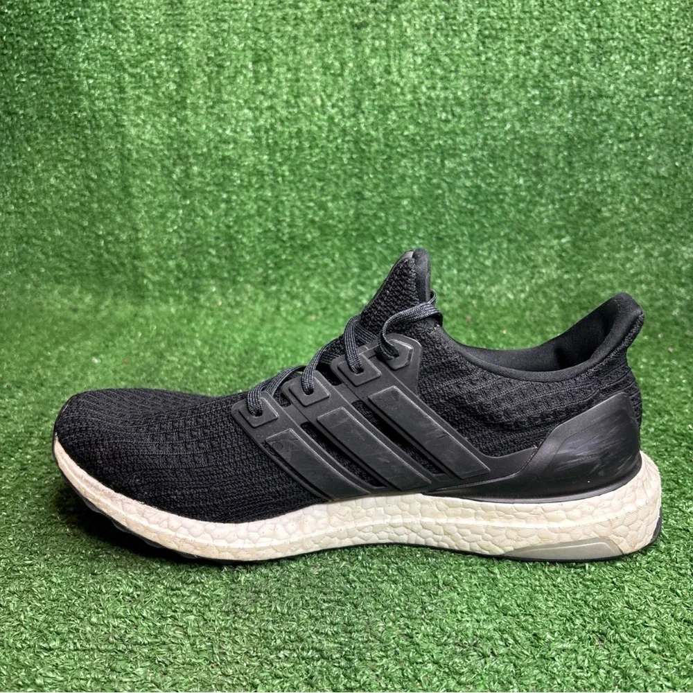 Adidas UltraBoost 4.0 Women's Size 10 Running‎ Shoes Core Black